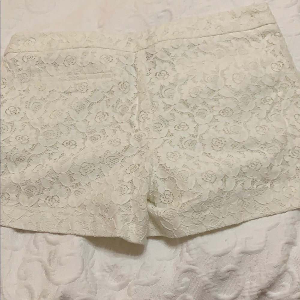 Shorts - Picture 2 of 4